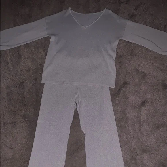 Matching set - Picture 1 of 1